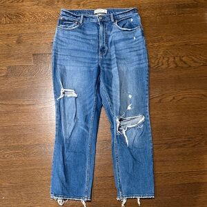 Abercrombie & Fitch Dark Blue Straight-Leg Jeans with Knee Rip